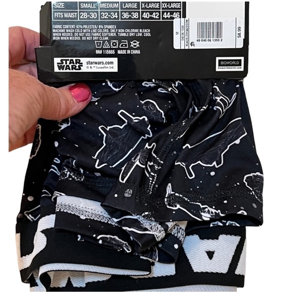STAR WARS boxer briefs size medium 32/34 - Picture 3 of 3